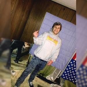 Meet your Posher, Connor